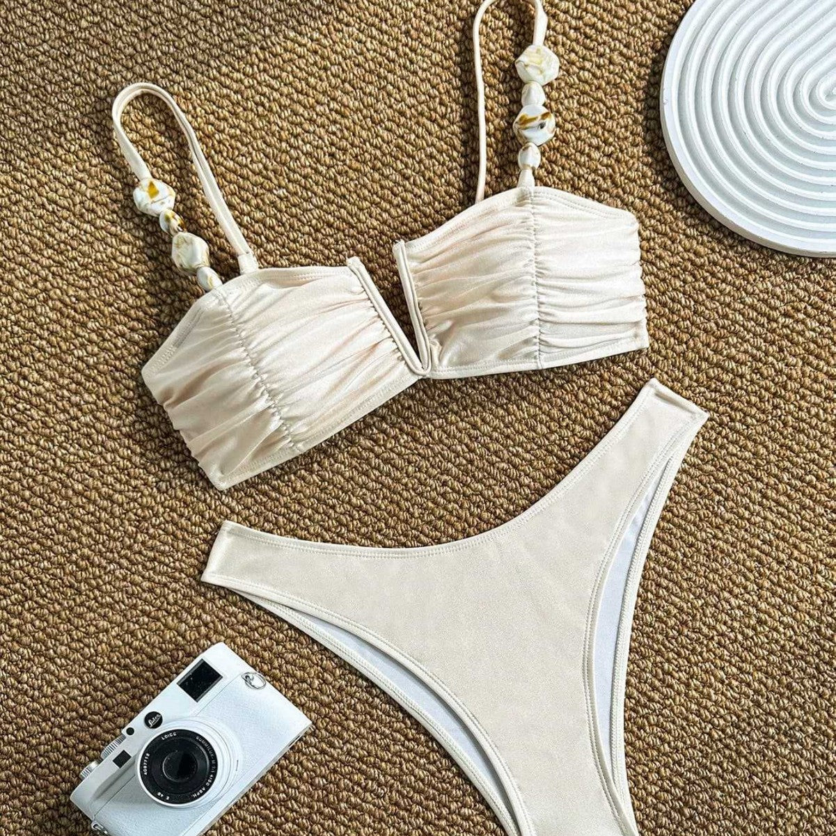 Damen Bikini mit Raffungen und dekorativen Trägern R&B