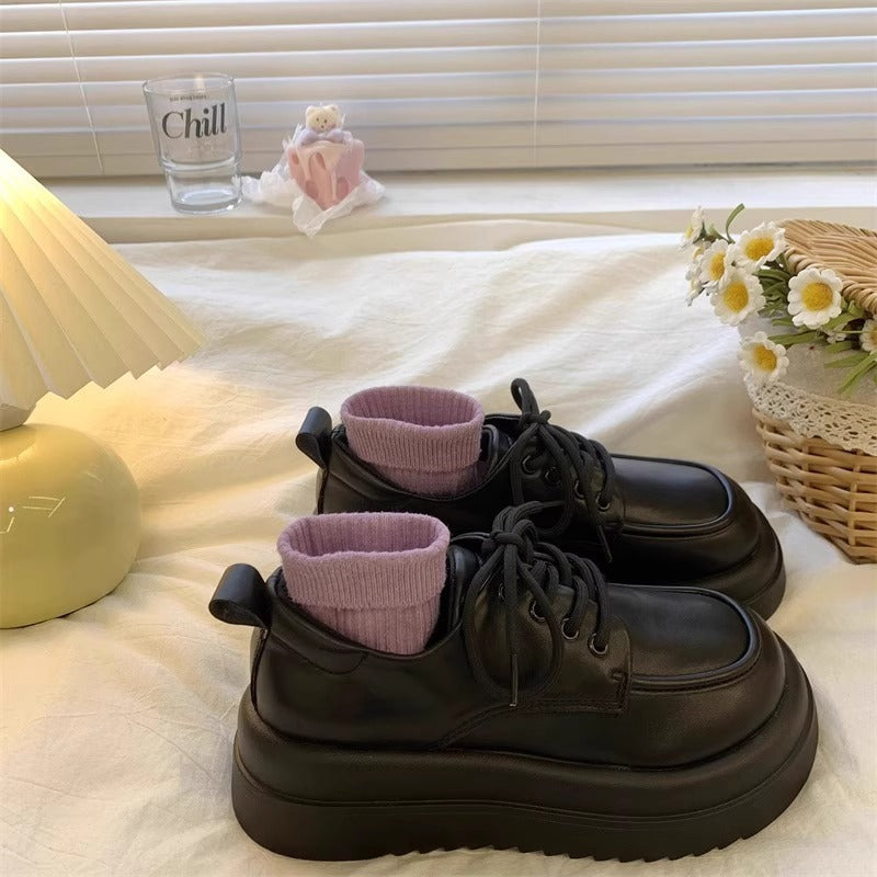 Damen Stilsichere Sneakers mit hohem Schaft von R&B