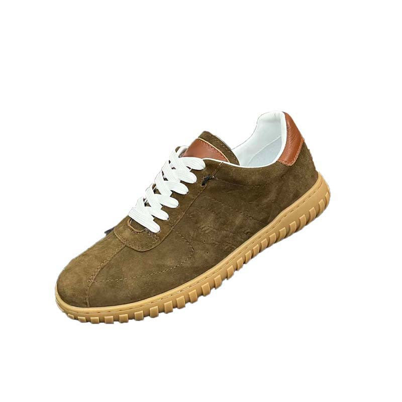 Damen Sportliche Sneakers aus weichem Wildleder mit eleganten Lederakzenten R&B