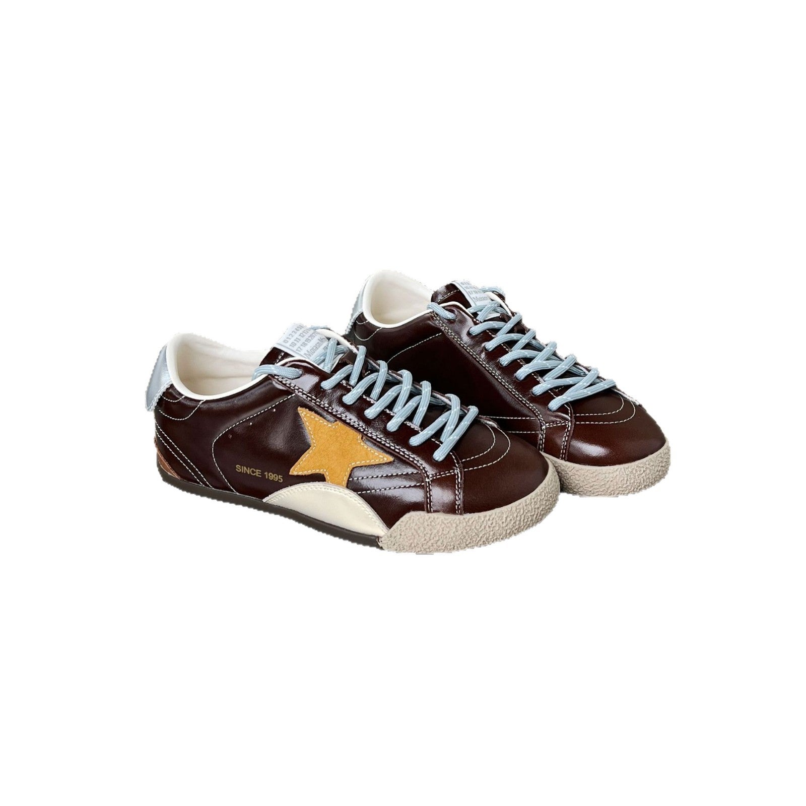 Damen Sneakers im sportlich-eleganten Design mit auffälligem Sternmotiv R&B