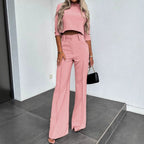 Damen Kombination aus cropped Oberteil und weit geschnittenen Hose R&B