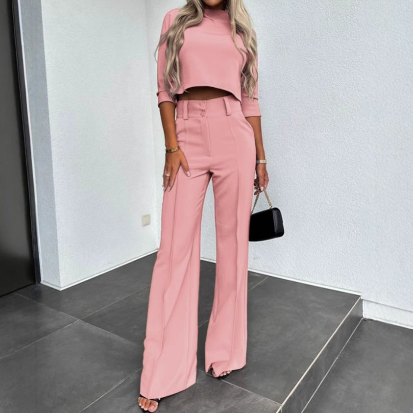 Damen Kombination aus cropped Oberteil und weit geschnittenen Hose R&B