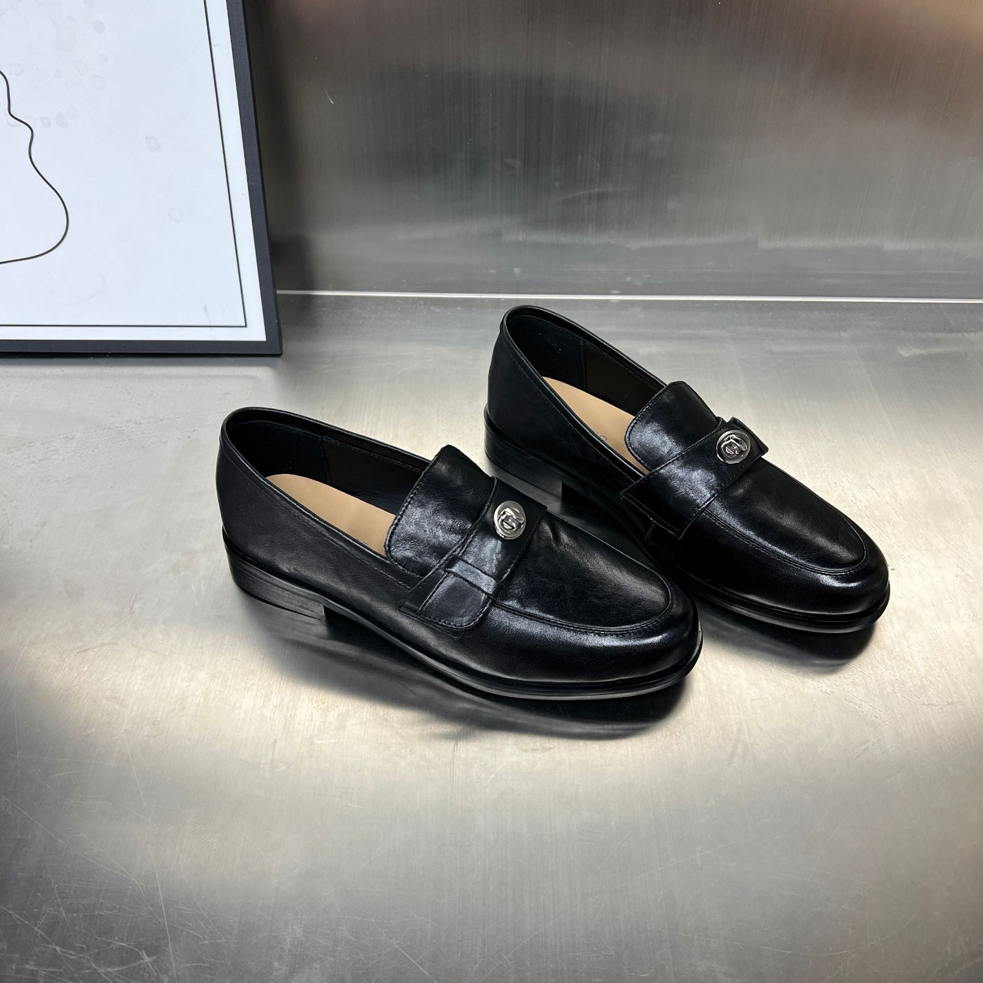 Damen Luxus-Leder Mokassins mit modischem Schmuckdetail R&B