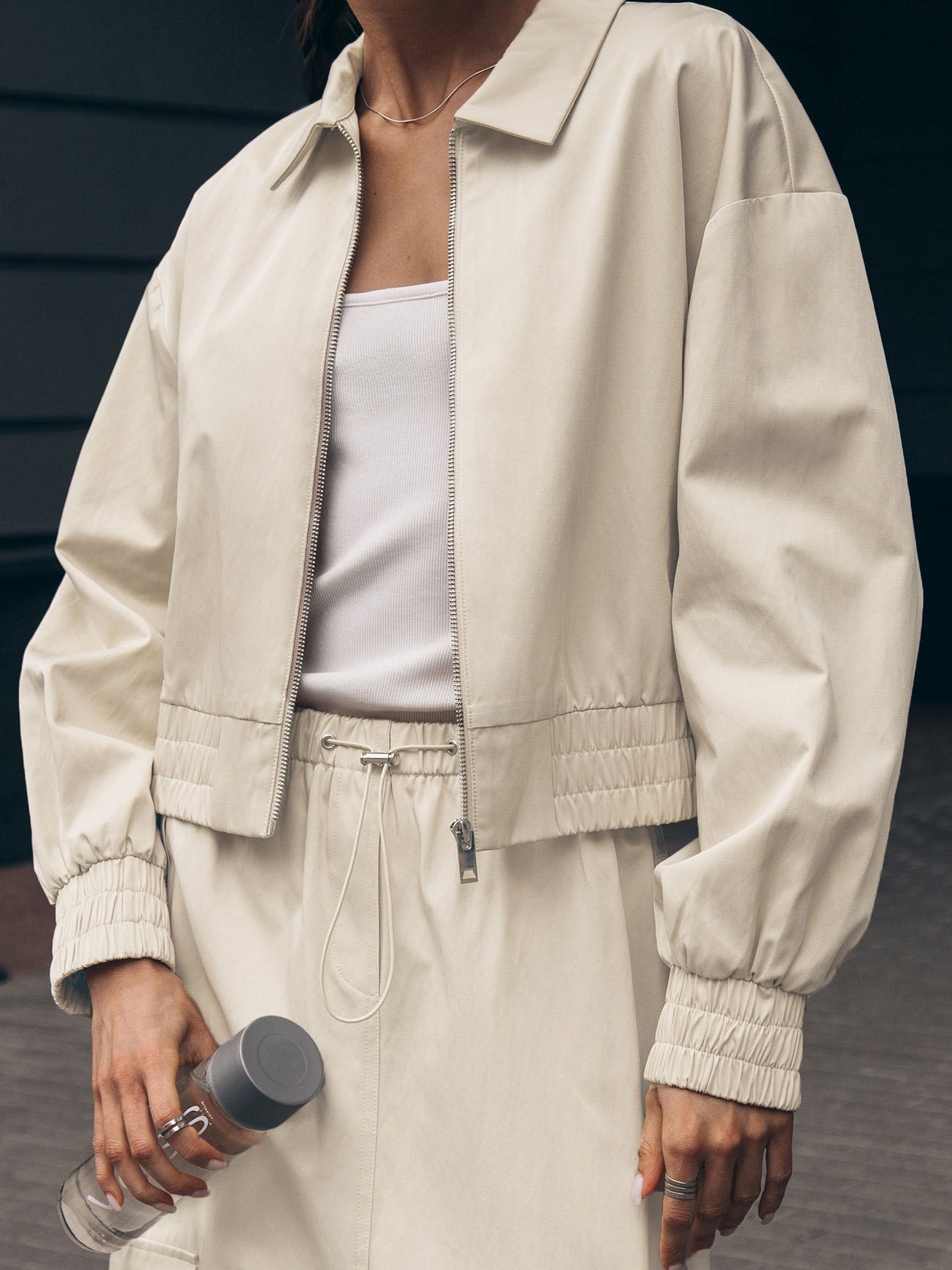 Damen Modischer cropped Windbreaker mit elastischen Bündchen R&B