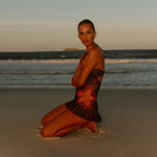 Damen gehäkelter Strandüberwurf mit floralen Akzenten R&B
