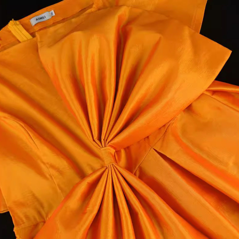 Damen Festliches Abendkleid mit asymmetrischem Ausschnitt und voluminösem Drapierungselement R&B