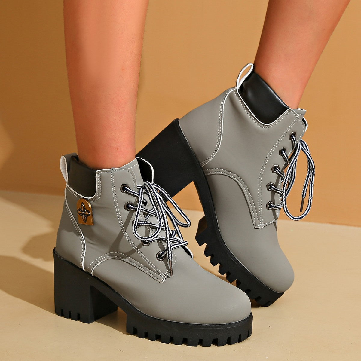 Damen modische Chunky-High-Top-Stiefeletten mit stabiler Profilsohle und elegantem Design R&B