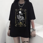 Damen T-Shirt mit künstlerischem Totenkopf-Motiv und lässigem Schnitt R&B