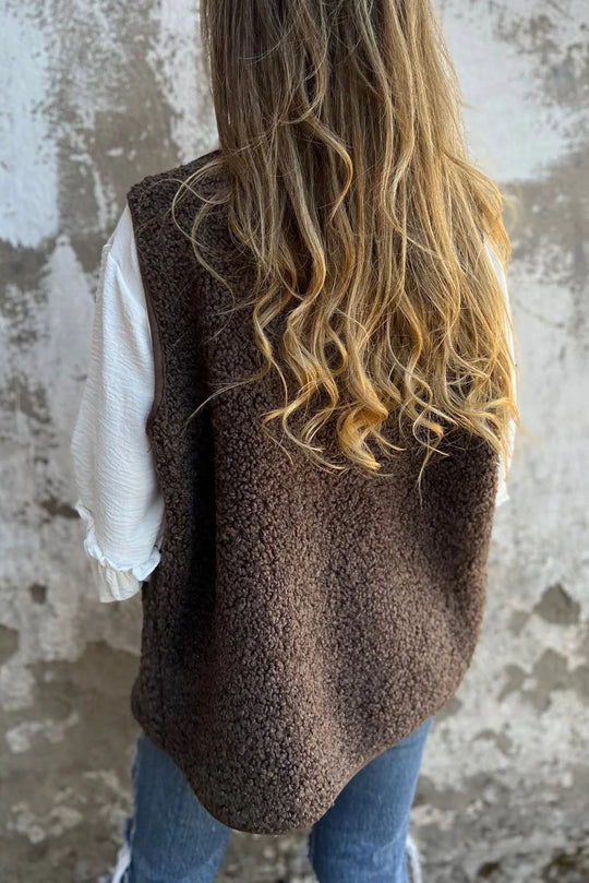 R&B | Sherpa Knopf Weste Jacke