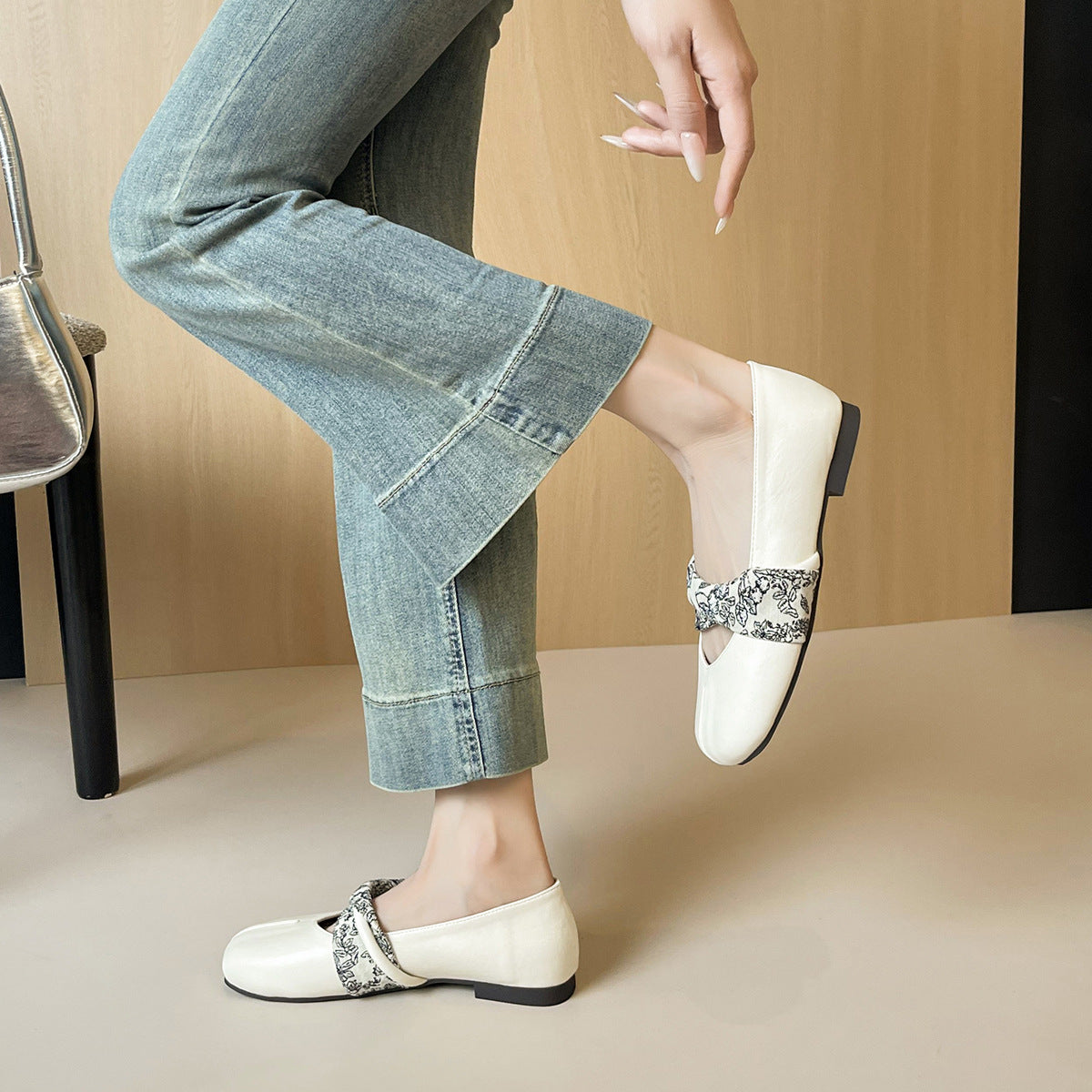 Damen Ballerinas mit floralem Riemen und bequemer Sohle