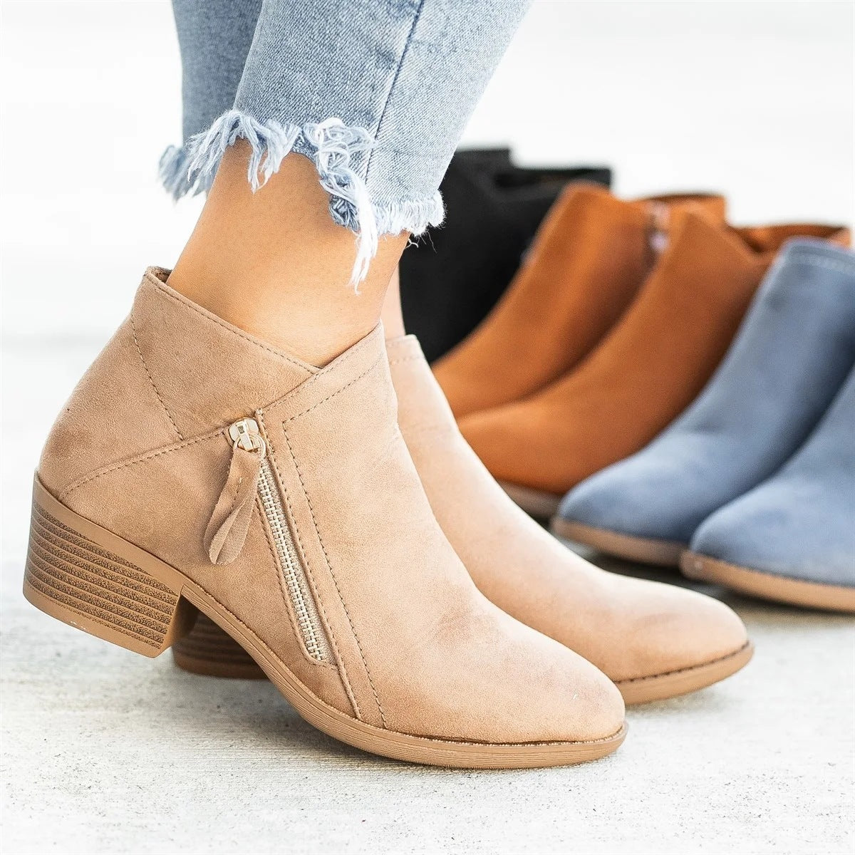 Damen Ankle Boots mit modischem Reißverschluss und komfortablem Blockabsatz R&B