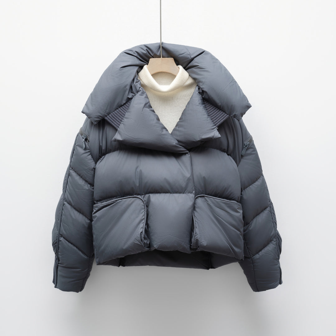 Damen modische verkürzte Steppjacke mit hoch geschlossenem Kragen und praktischen Taschen R&B