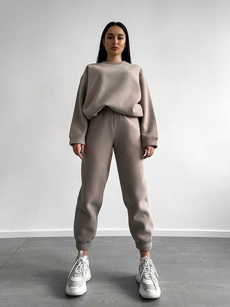 Damen bequemer und trendiger Sweatanzug R&B