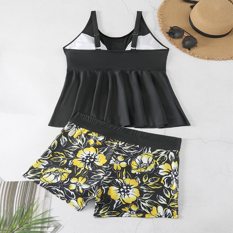 Damen Badeset mit luftigem Top und floralem Shorts R&B