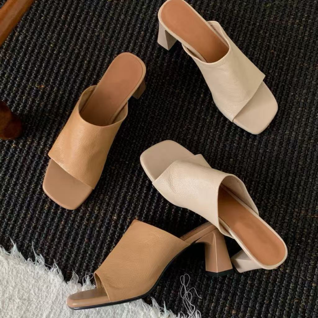 Damen Bequeme Mules mit stylishen Blockabsätzen R&B