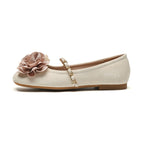 Damen Ballerinas mit dekorativem Blumenakzent und goldener Kette