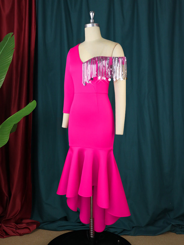 Damen elegantes Kleid mit asymmetrischem Ausschnitt und schwingendem Rüschenrock R&B