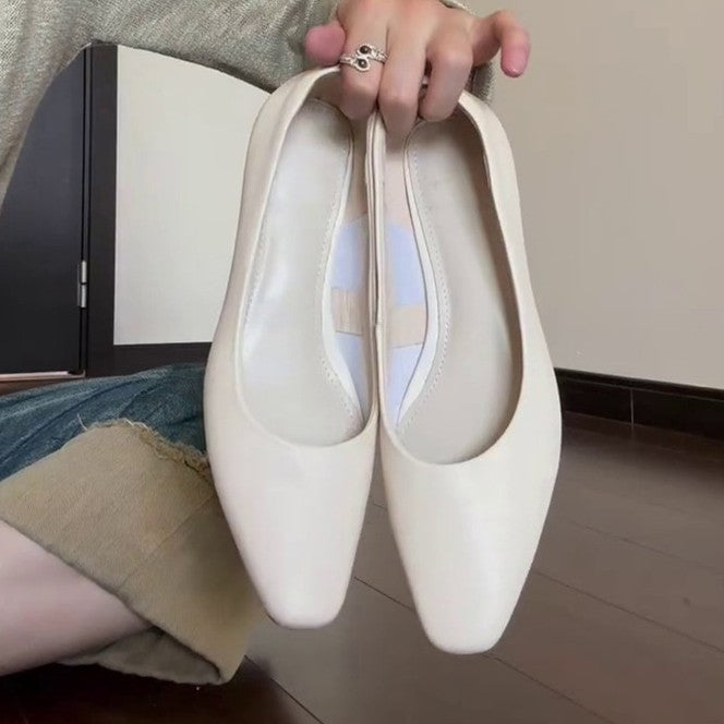 Damen Elegante und bequeme Slipper mit spitzem Zehenbereich
