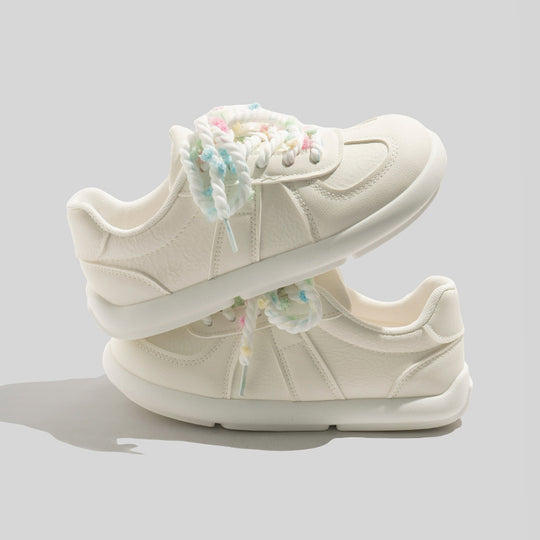 Damen Sneaker mit einzigartiger Blumendekoration und flexibler Komfortsohle R&B