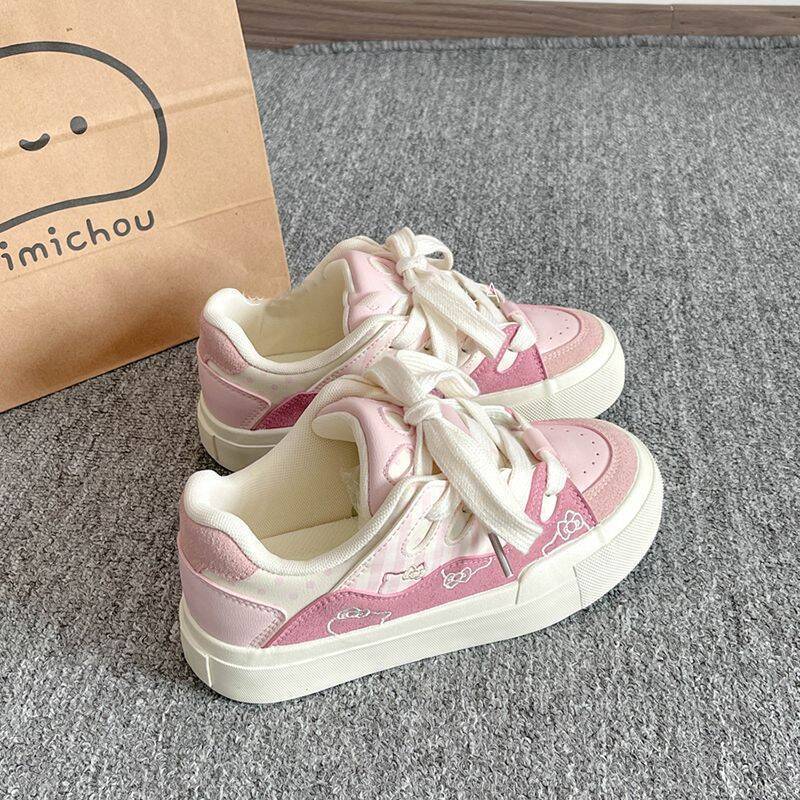 Damen modische Sneakers mit verspielten Details und texturiertem Obermaterial R&B