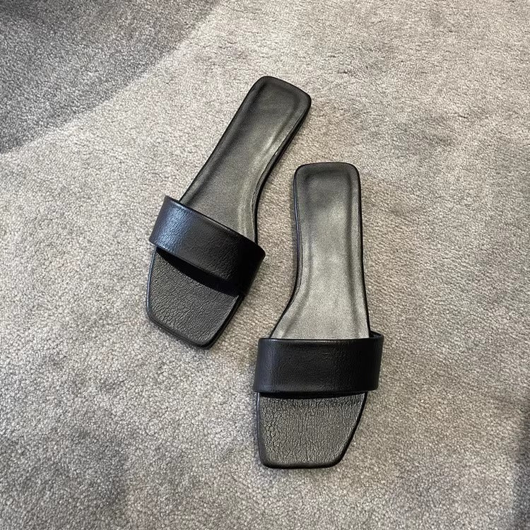 Damen Elegante Slippers mit breitem Riemen und quadratischer Zehenpartie R&B