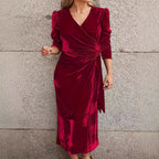Damen Wickelkleid aus luxuriösem Samt mit strukturierten Puffärmeln und tiefem V-Ausschnitt R&B