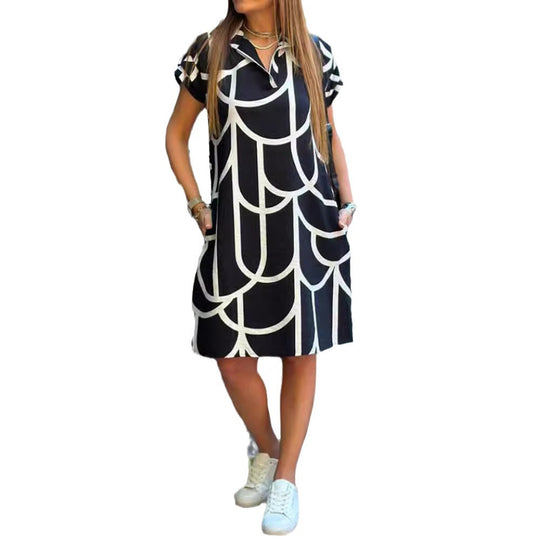 Damen Kurzarmkleid mit modernem grafischen Muster und elegantem Kragen Heidi-Mode