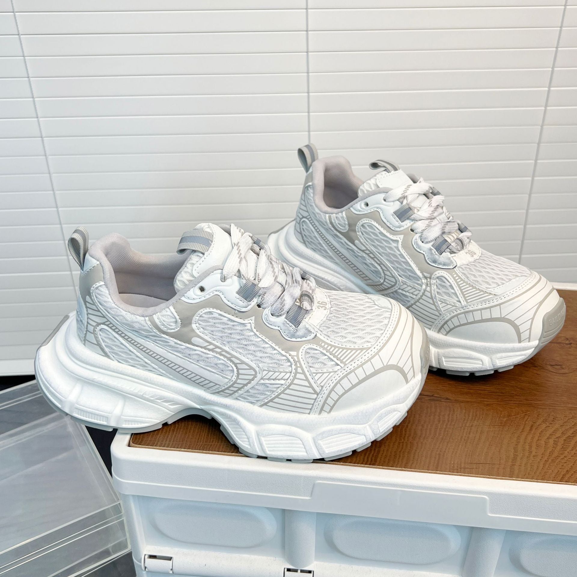 Damen Sportliche Lauf-Sneaker mit atmungsaktivem Obermaterial und gepolsterter Innensohle R&B