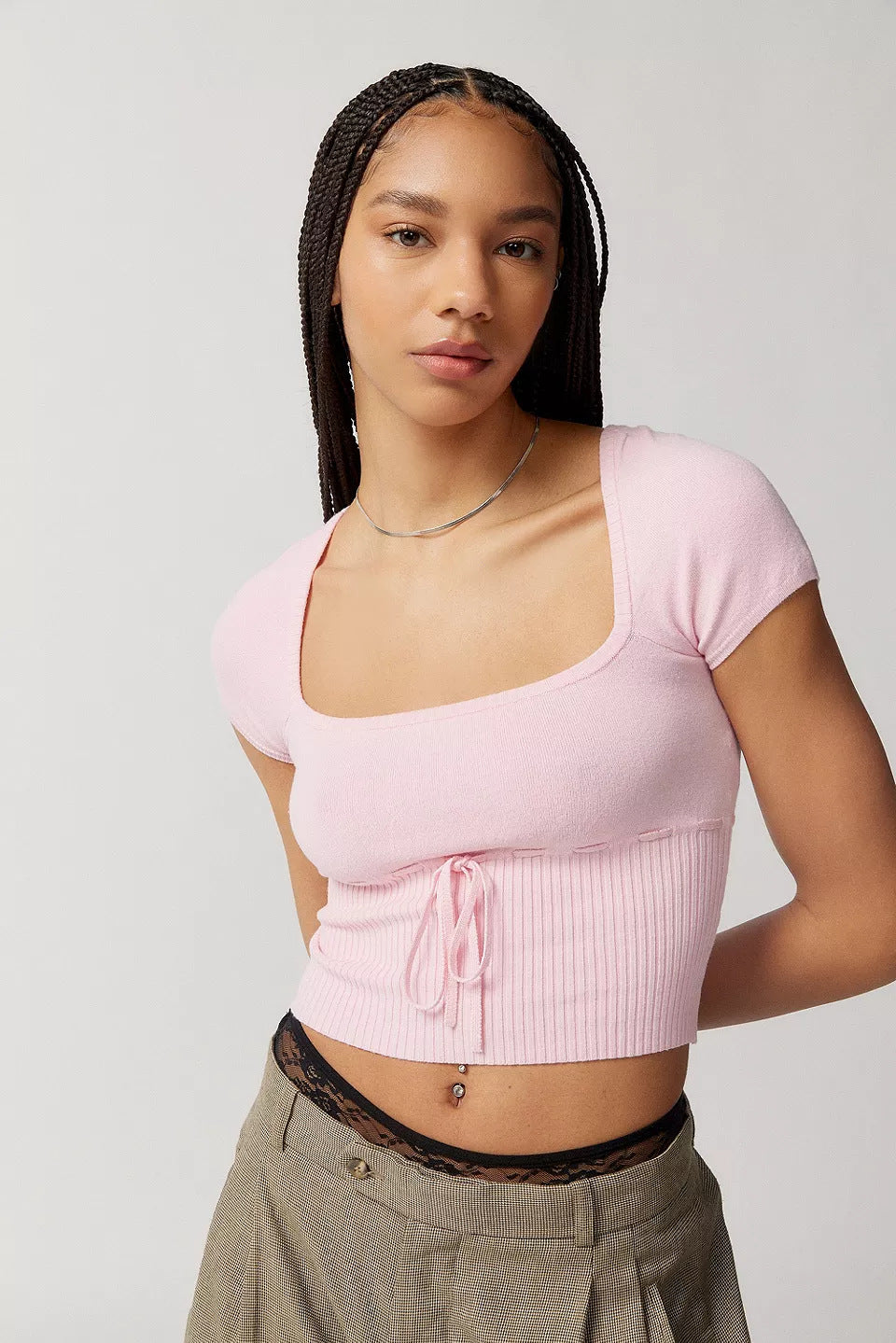 Damen Cropped Strickoberteil mit variabler Schnürung und tiefem Ausschnitt R&B
