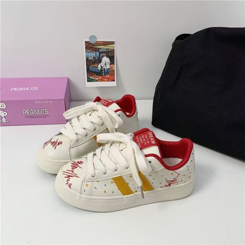 Damen Sneaker mit bunten grafischen Akzenten und bequemem Innenfutter R&B