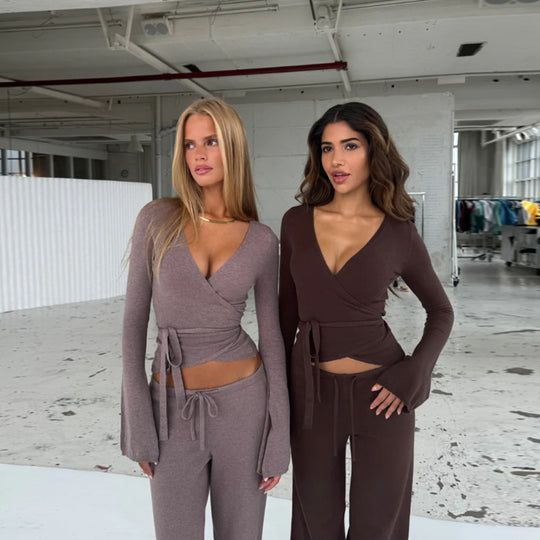 Damen lockerer Jumpsuit mit Wickeldesign und langen Ärmeln R&B