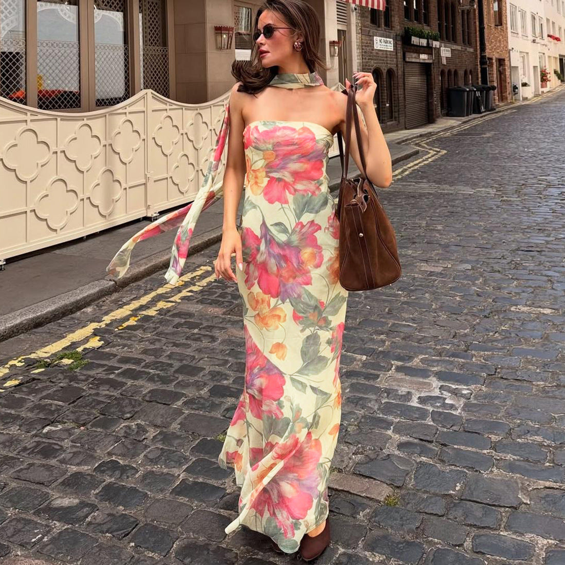 Damen Elegantes Maxikleid mit floralem Muster und schicker Rückenschnürung R&B