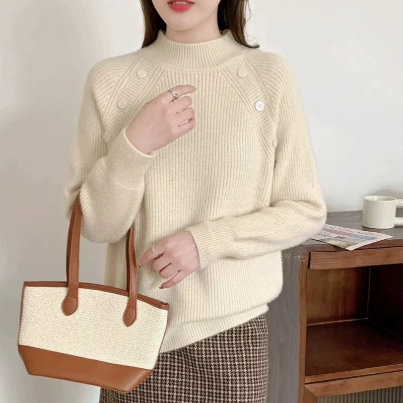 Damen Grobstrickpullover mit modernem Stehkragen und Knopfdetails R&B