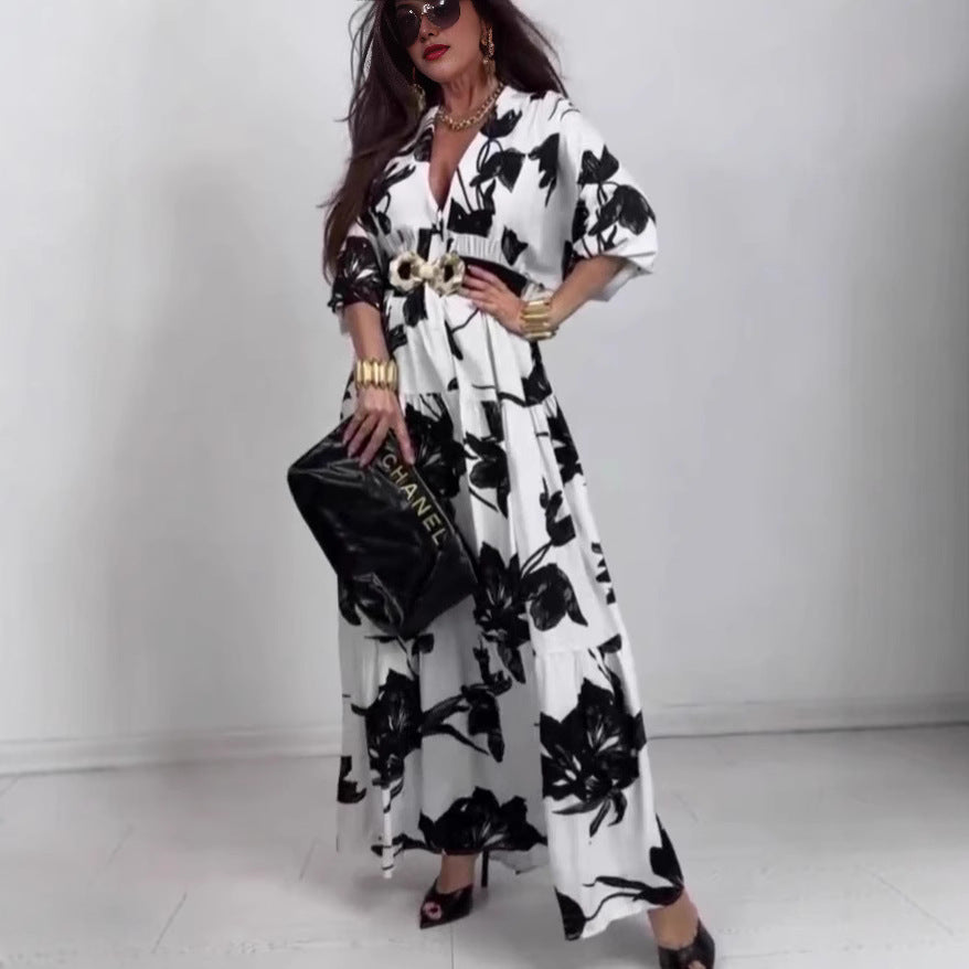 Damen Maxikleid mit raffiniertem Knopfdesign und floralem Druck R&B