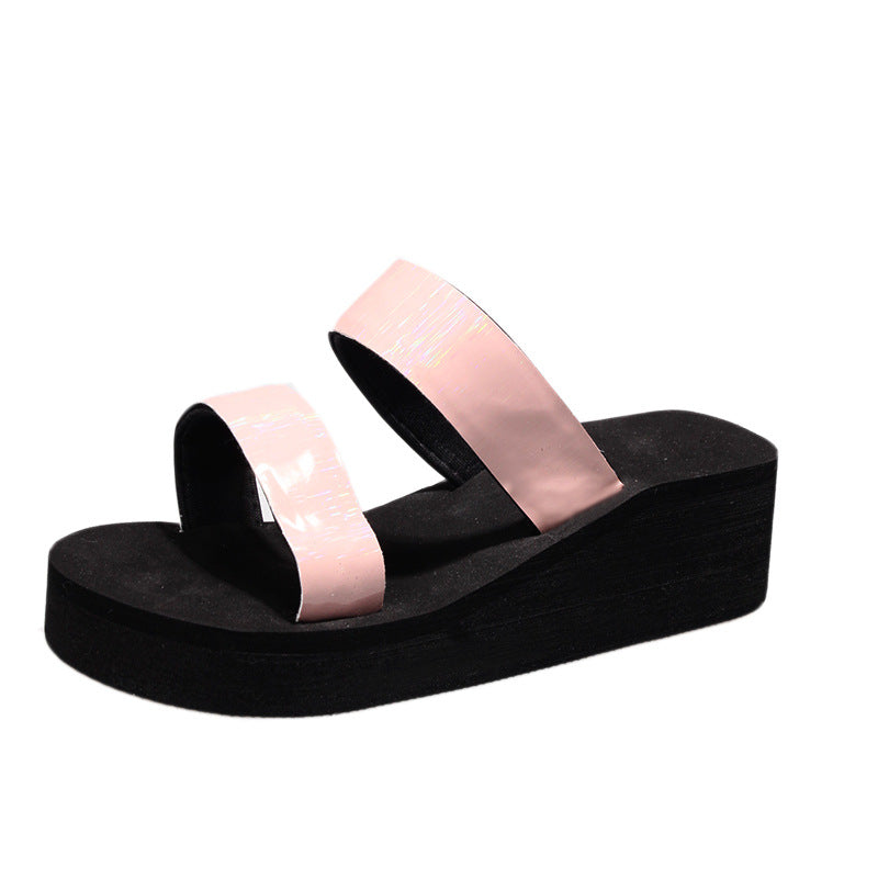 Damen Riemensandalen mit glänzenden Akzenten und komfortablem Plateau R&B