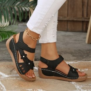 Damen Wedge-Sandalen mit floralem Design R&B
