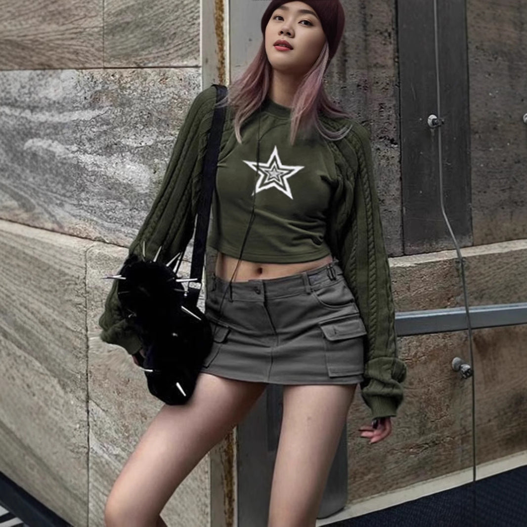 Damen Cropped Pullover mit grafischem Sternenmotiv und strukturiertem Armdesign R&B