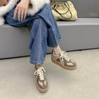 Damen Sneaker mit platziertem Materialmix und modischem Plateau
