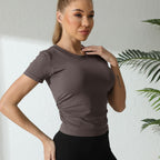 Damen Figurbetontes Komfort-T-Shirt mit Rundhalsausschnitt und atmungsaktivem Material R&B