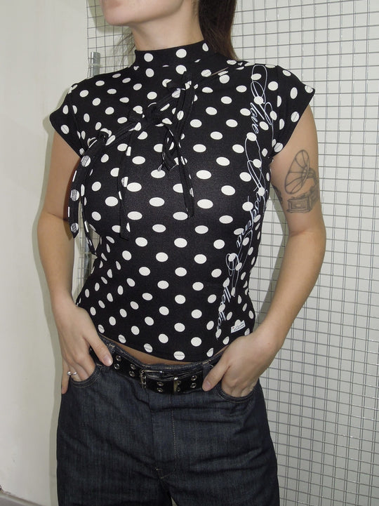 Damen Modisches T-Shirt mit asymmetrischem Schnitt und kreativem Druck R&B