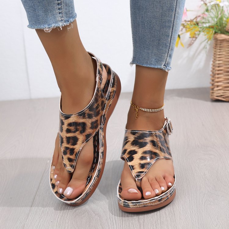 Damen Komfort-Sandaletten mit elegantem Leopardenmuster und verstellbarem Riemendesign R&B