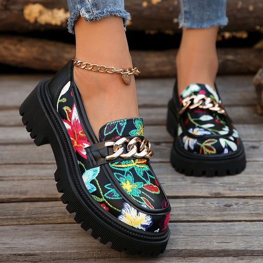 Damen Mokassins mit floralen Stickmustern und dekorativem Kettenelement R&B