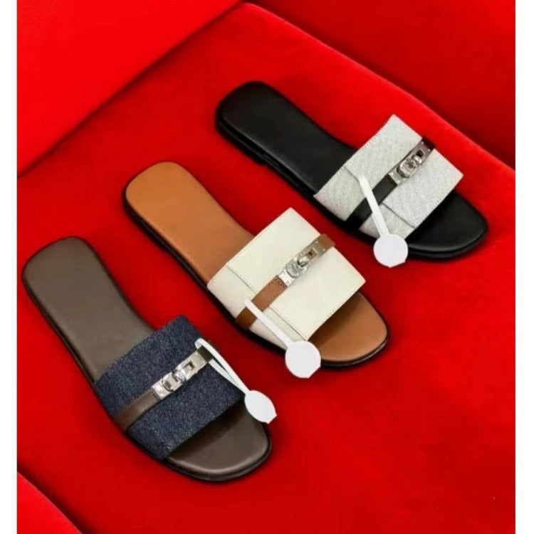Damen Stylische Flache Sandalen mit modischem Schnallenakzent R&B