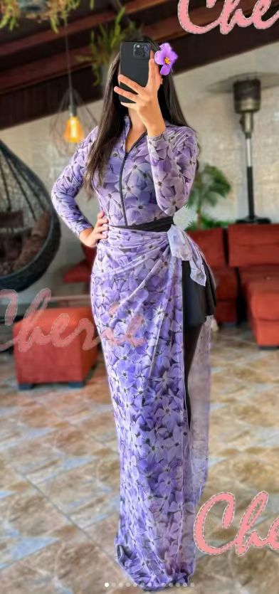 Damen Elegantes Maxikleid mit floralen Details R&B