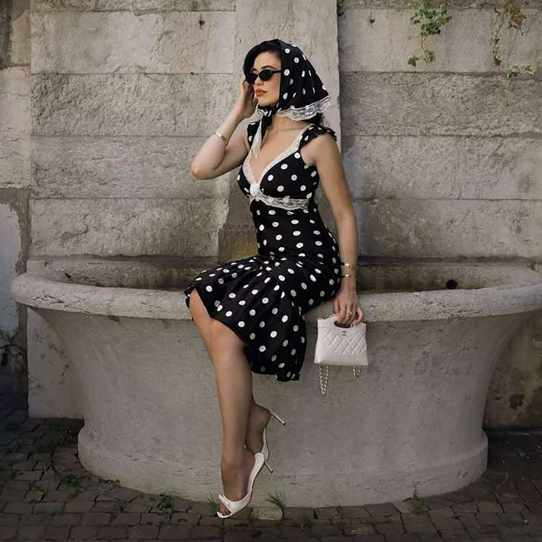 Damen Figurbetontes Polka-Dot Kleid mit Spitzenapplikation R&B