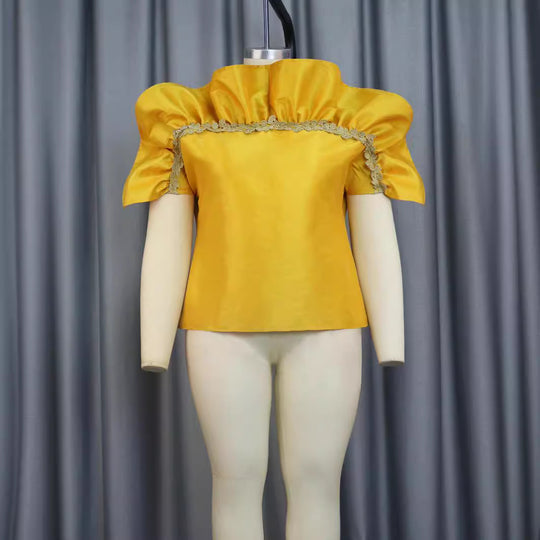 Damen Elegantes Oberteil mit voluminösen Puffärmeln und zarten Spitzenakzenten R&B