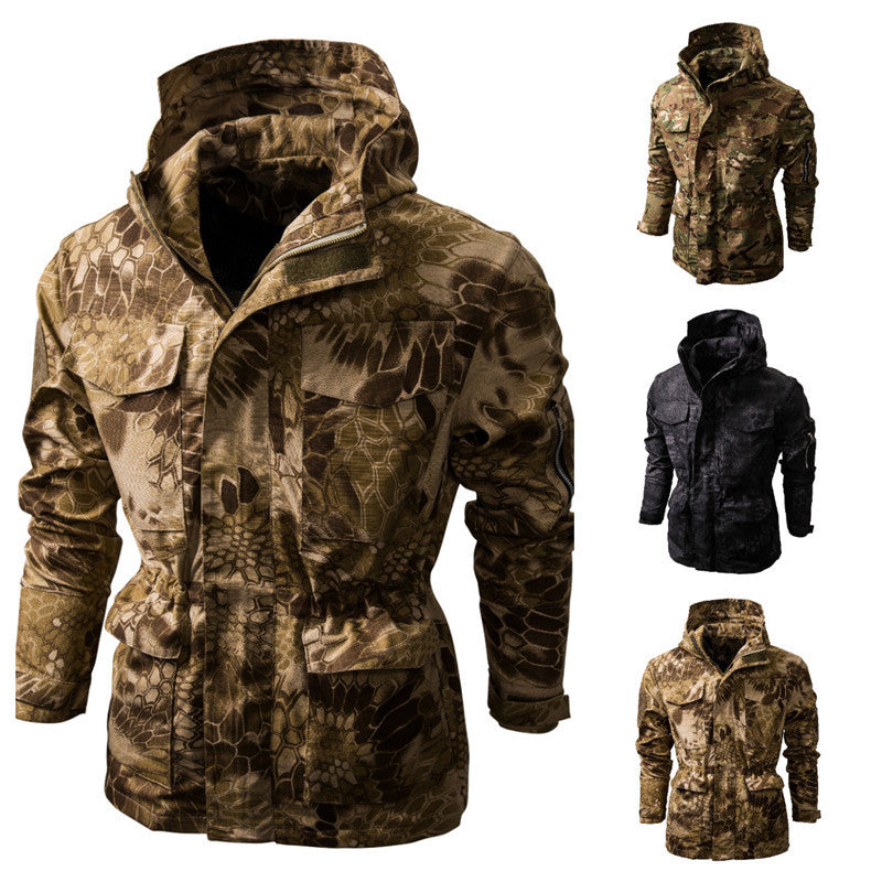 Herren Outdoor-Jacke mit camouflage Design und praktischen Taschen