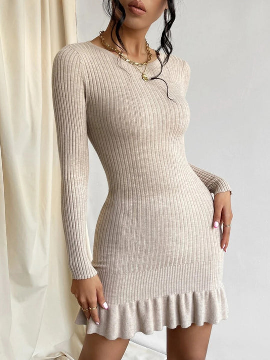 Damen Strickkleid mit Rüschensaum und feinem Rippenmuster R&B