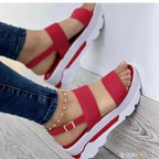 Damen Komfortable Plattform-Sandalen mit breiten Riemen und rutschfester Sohle EB