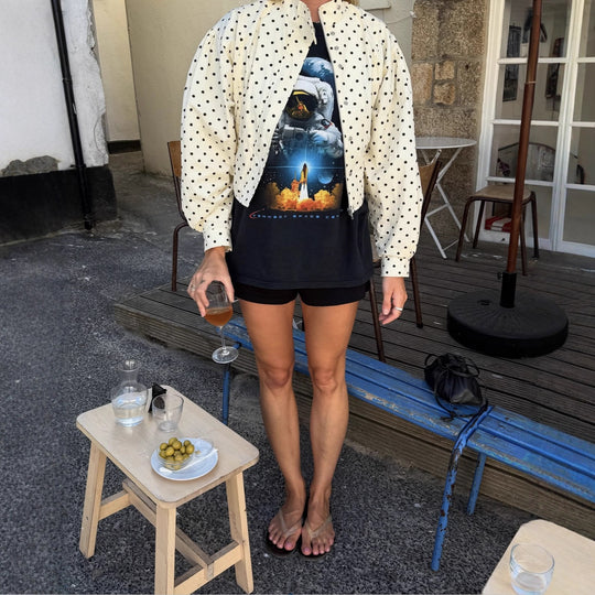 Damen Kurzjacke im modernen Punktedesign mit hochgeschlossenem Kragen R&B